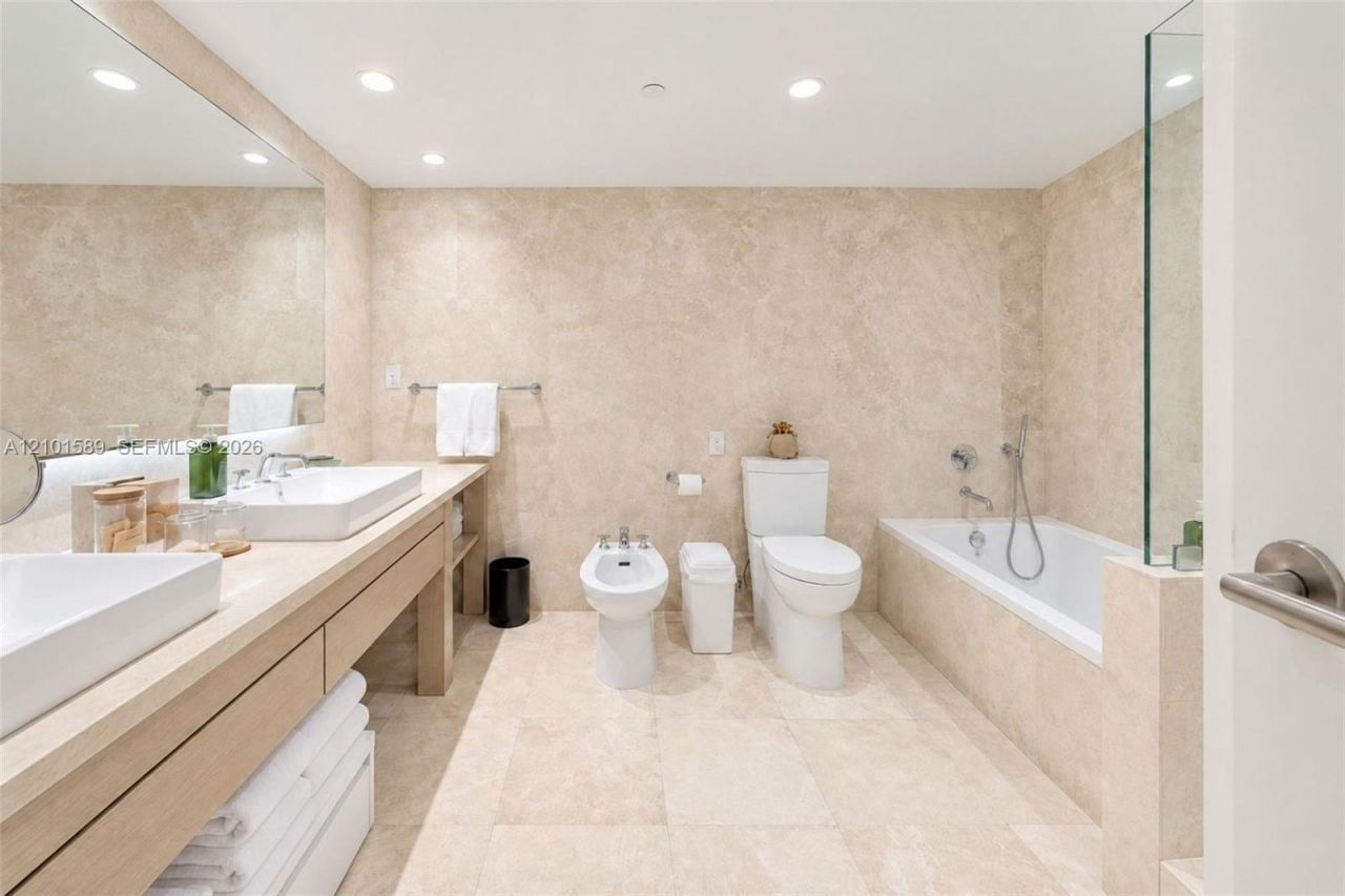 102 N 24th St, Unit 1244, Miami Beach, FL 33139 Photo