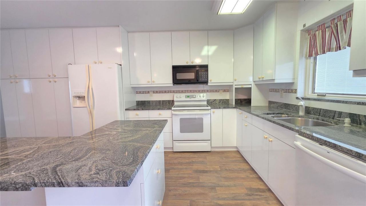 9711 Santa Maria Court , Unit 9711, Bradenton, FL 34210 Photo
