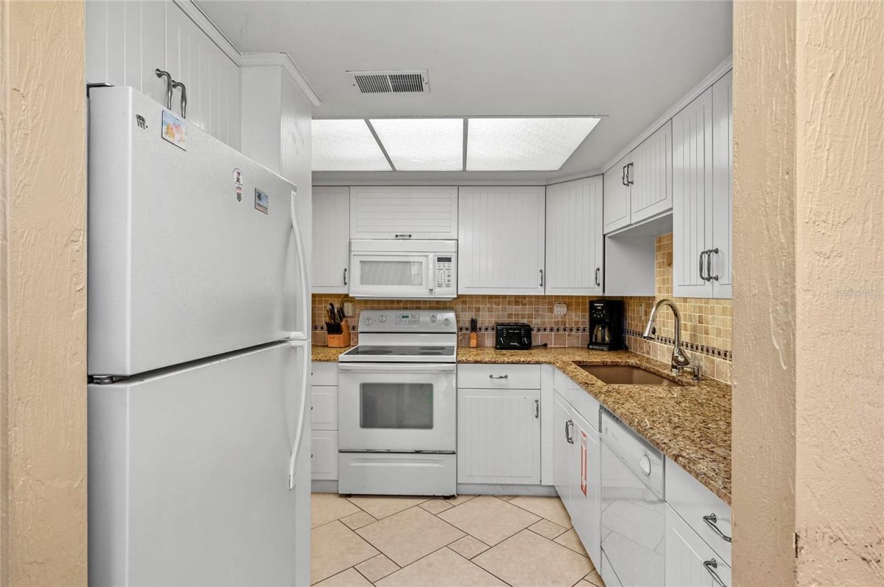 4175 S Atlantic Avenue , Unit 204, New Smyrna Beach, FL 32169 Photo