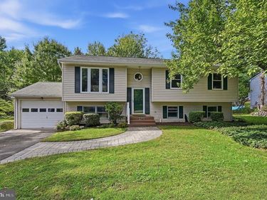 20 FISHBACK COURT , WARRENTON, VA 20186
