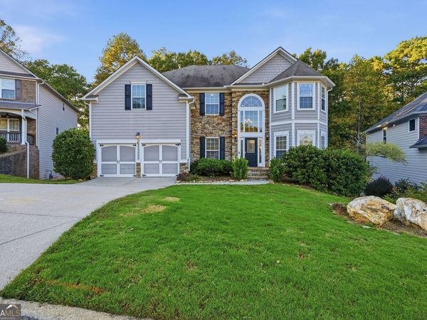 536 Blue Mountain, Canton, GA 30114