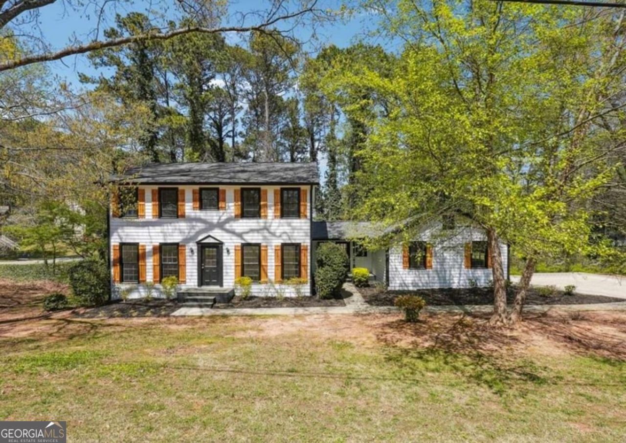 6364 Queen View Lane, Stone Mountain, GA 30087 Main Photo