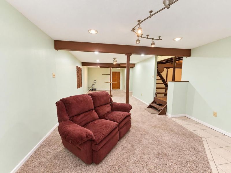 9770 Playtime Lane, Springfield Township, OH 45231 Photo 16