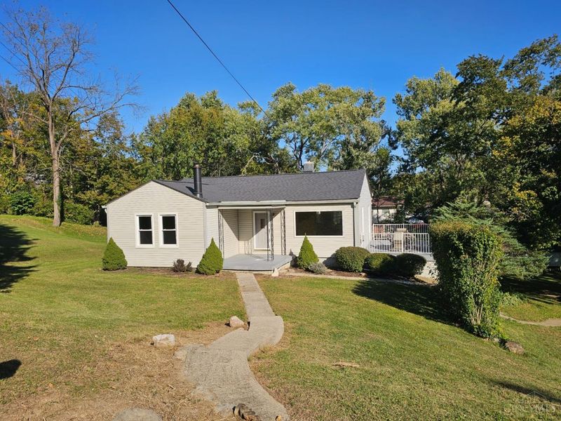 9770 Playtime Lane, Springfield Township, OH 45231 Photo 2