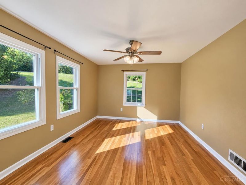 9770 Playtime Lane, Springfield Township, OH 45231 Photo 8
