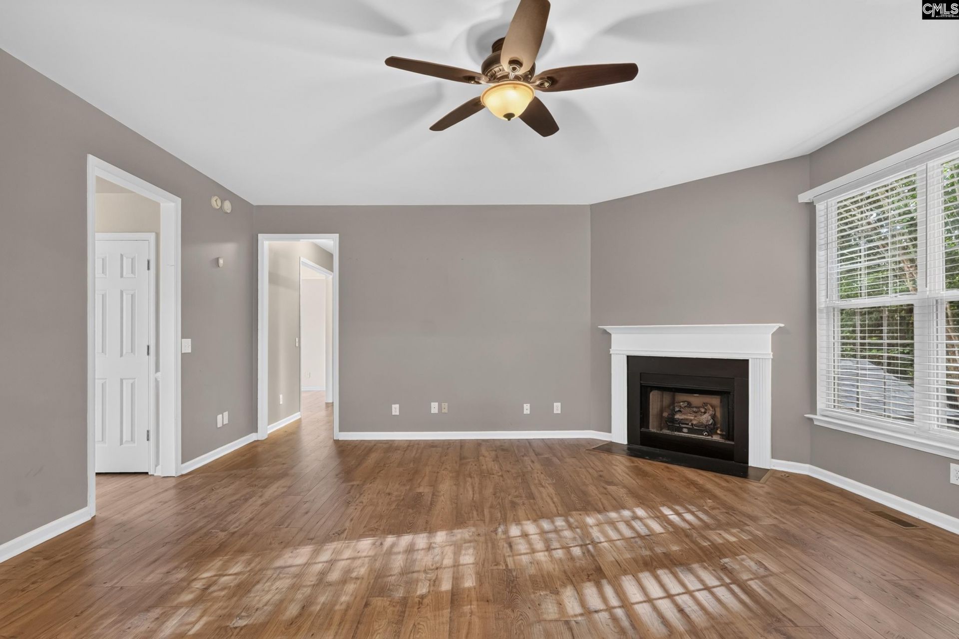 246 Bowmore Drive W Photo 12
