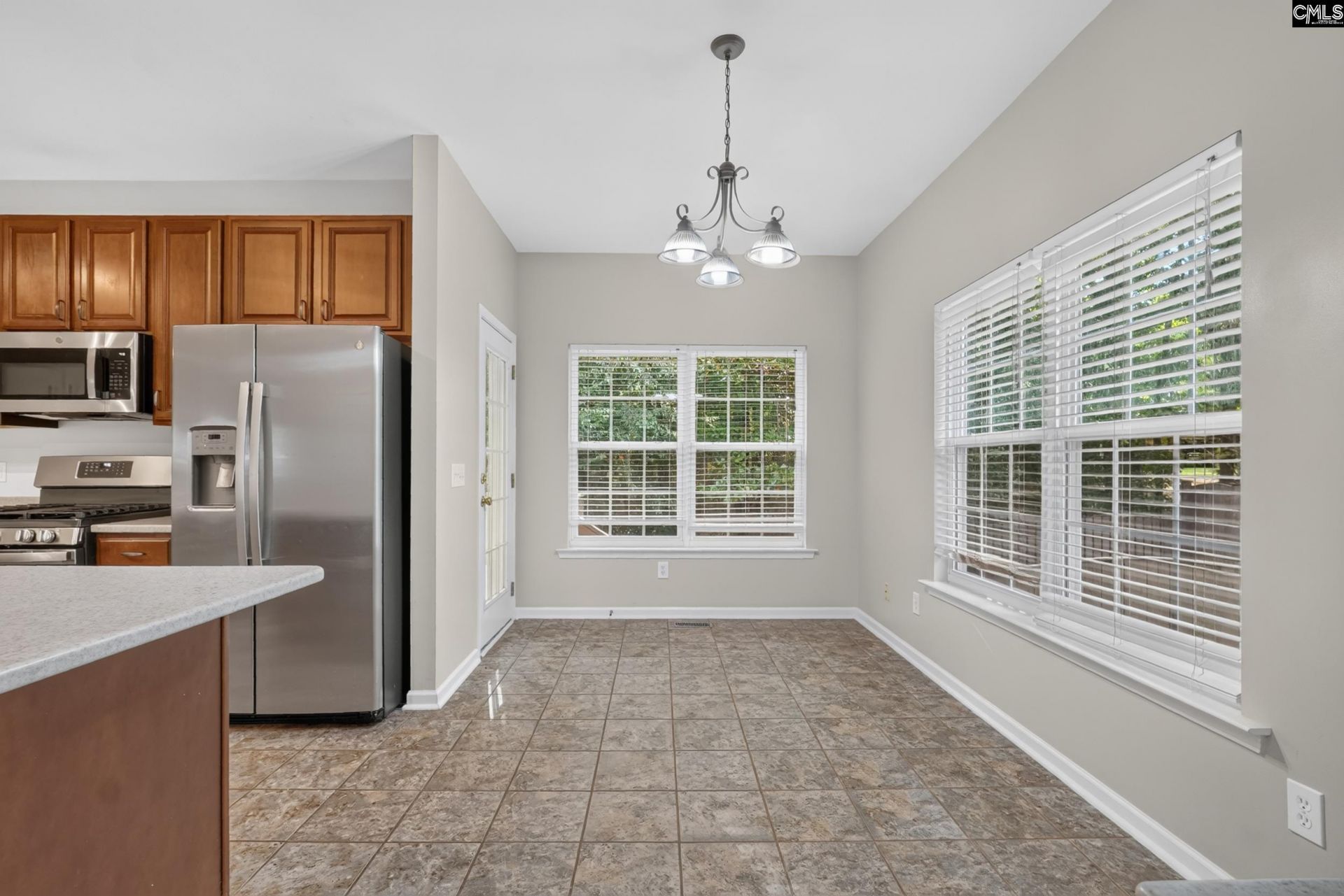 246 Bowmore Drive W Photo 19