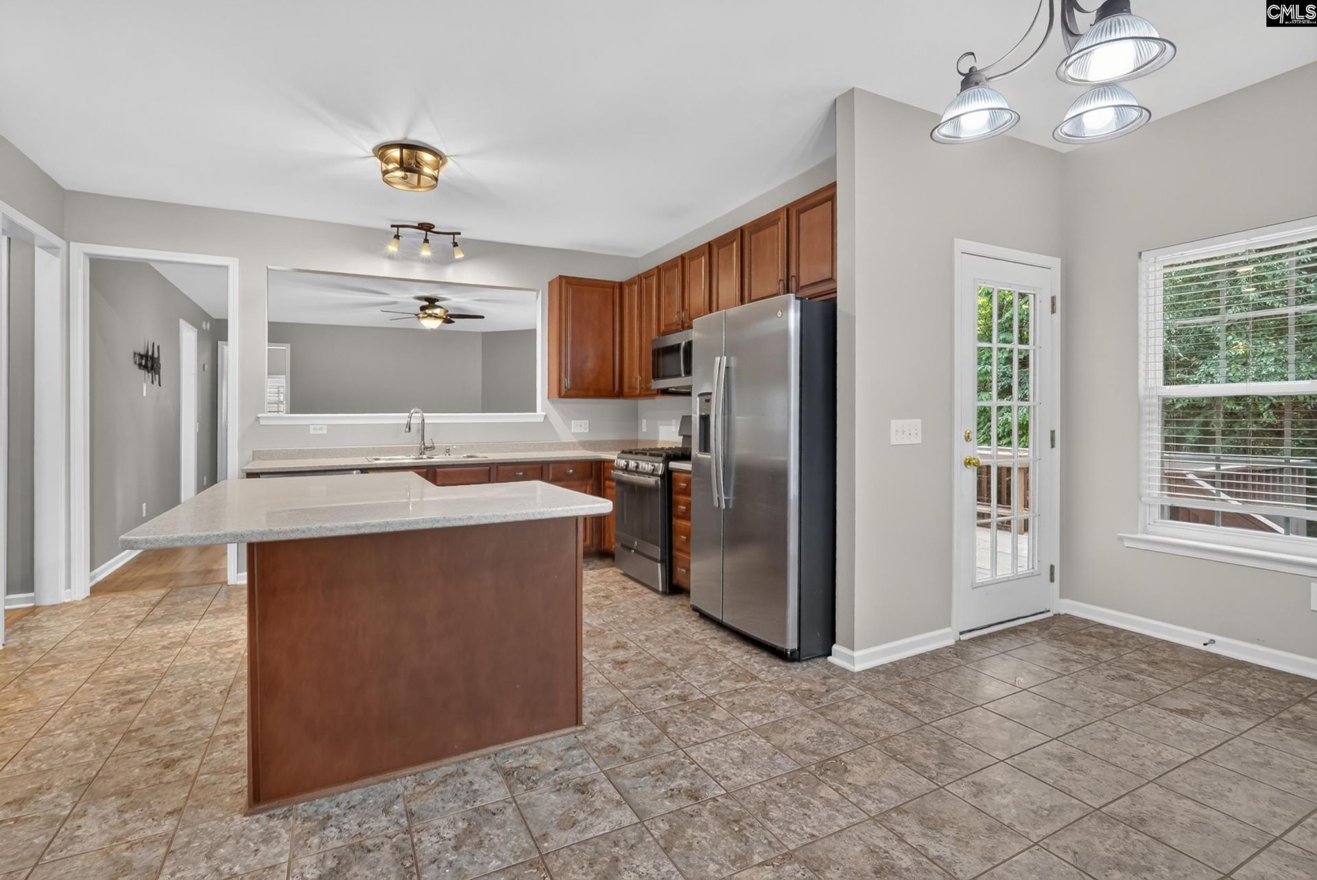246 Bowmore Drive W Photo 20