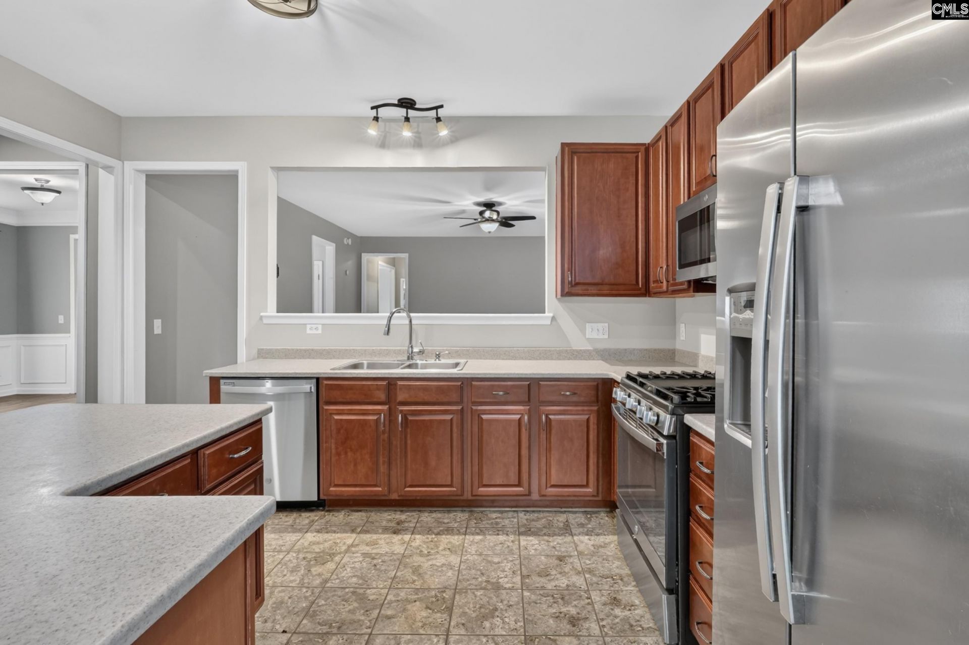 246 Bowmore Drive W Photo 21