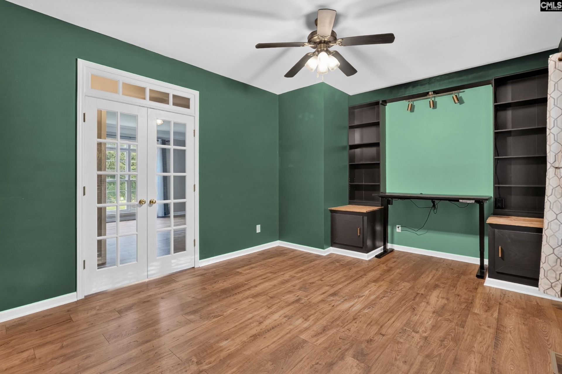 246 Bowmore Drive W Photo 24
