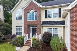 246 Bowmore Drive W photo 4