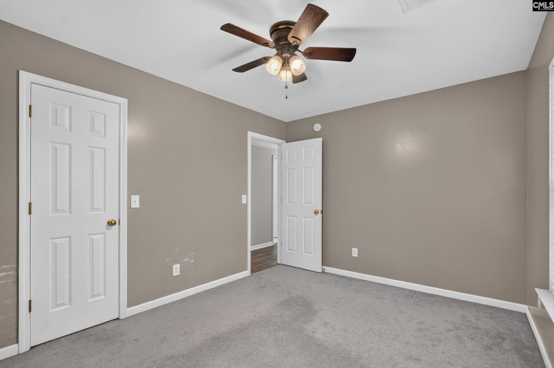 246 Bowmore Drive W Photo 44