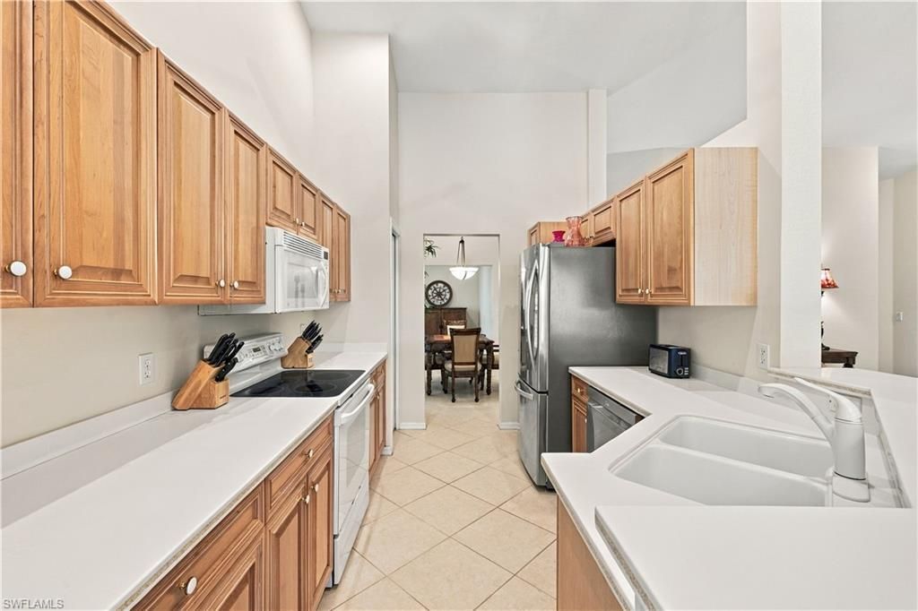 5660 Northboro Dr , Unit 202, Naples, FL 34110 Photo
