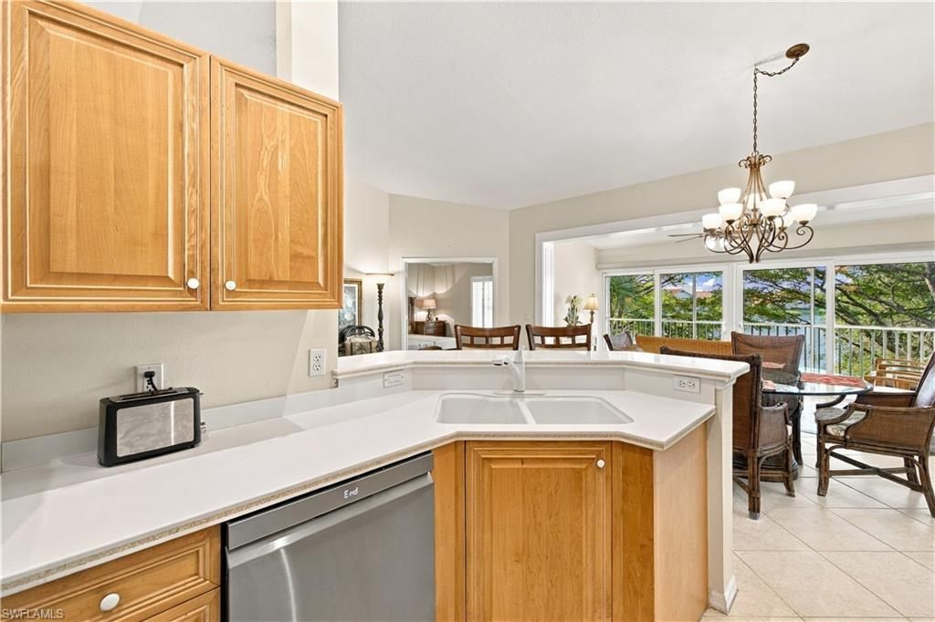 5660 Northboro Dr , Unit 202, Naples, FL 34110 Photo