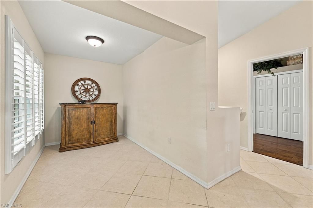 5660 Northboro Dr , Unit 202, Naples, FL 34110 Photo