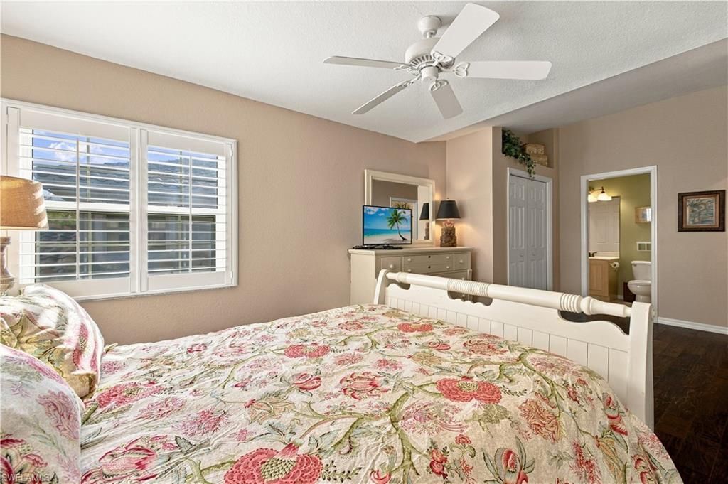 5660 Northboro Dr , Unit 202, Naples, FL 34110 Photo