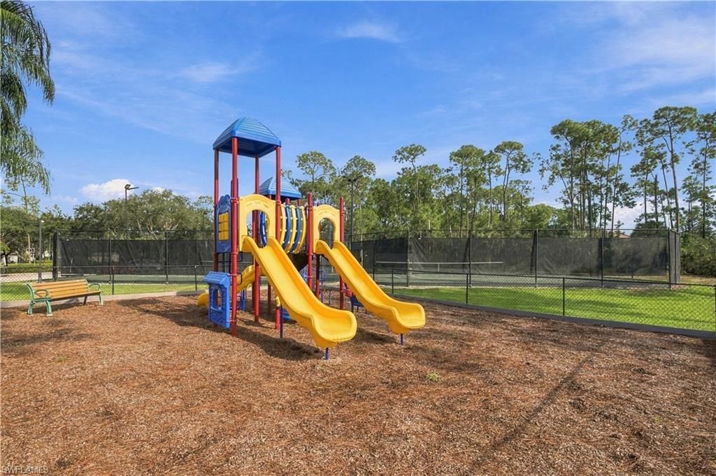 5660 Northboro Dr , Unit 202, Naples, FL 34110 Photo