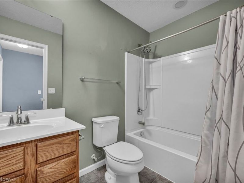 9092 Stonegate Circle, North Ridgeville, OH 44039 Photo 14