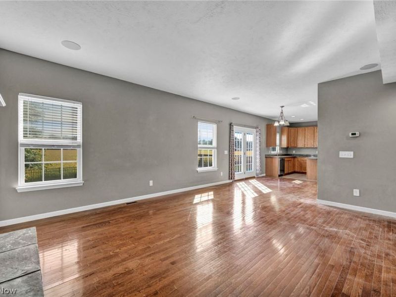 9092 Stonegate Circle, North Ridgeville, OH 44039 Photo 20
