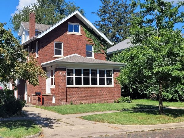 312 W White Street , Champaign, IL 61820