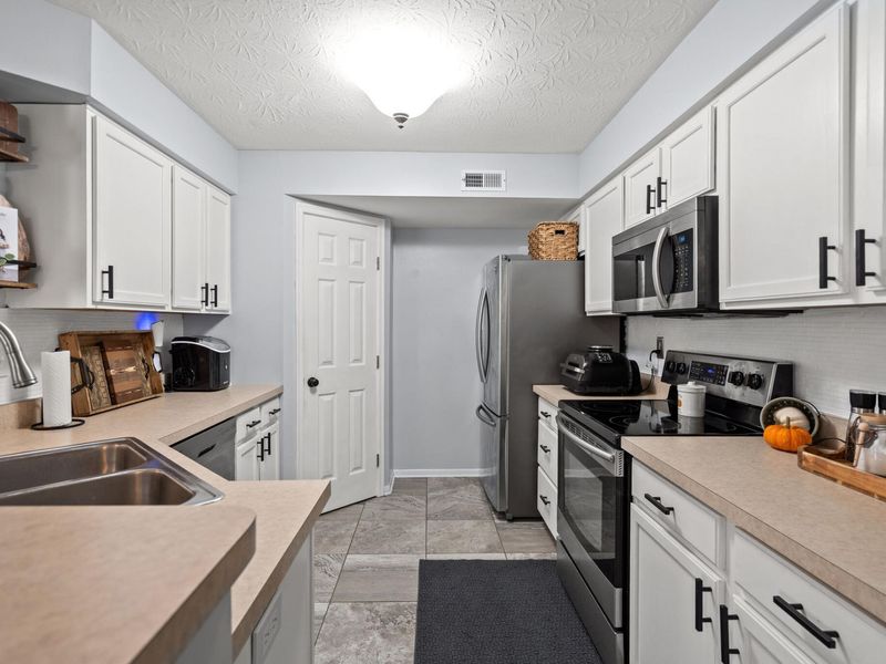 202 Sonoma Court, Unit 104, Cold Spring, KY 41076 Photo 9