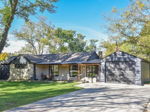 531 N Green Bay ROAD, Grafton, WI 53024