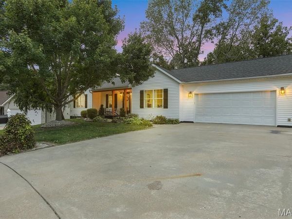 2105 Brookview Court, Washington, MO 63090