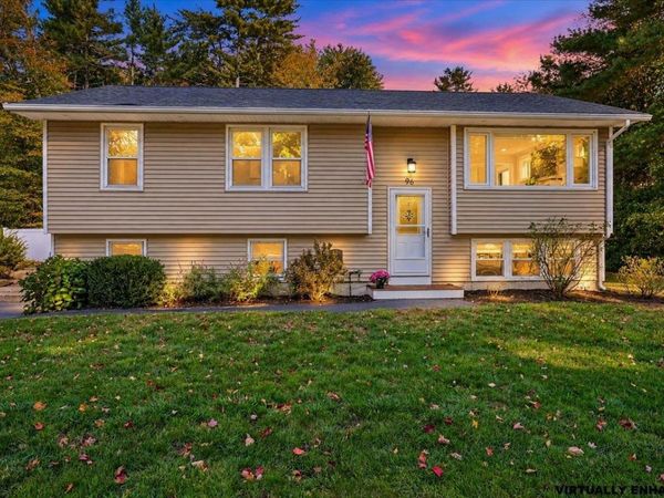 96 Meadowcrest Drive, Bedford, NH 03110