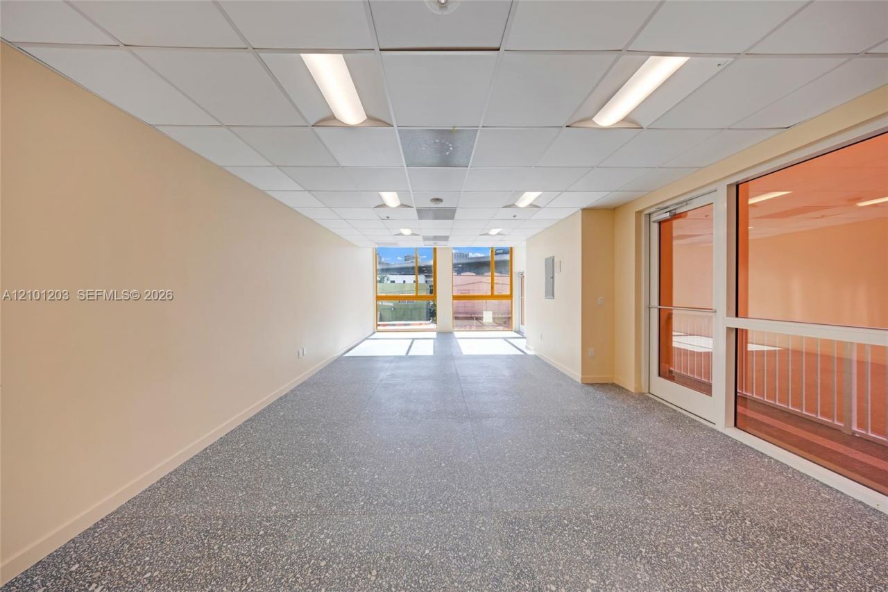 123 NW 14th St , Unit 201, Miami, FL 33136 Photo