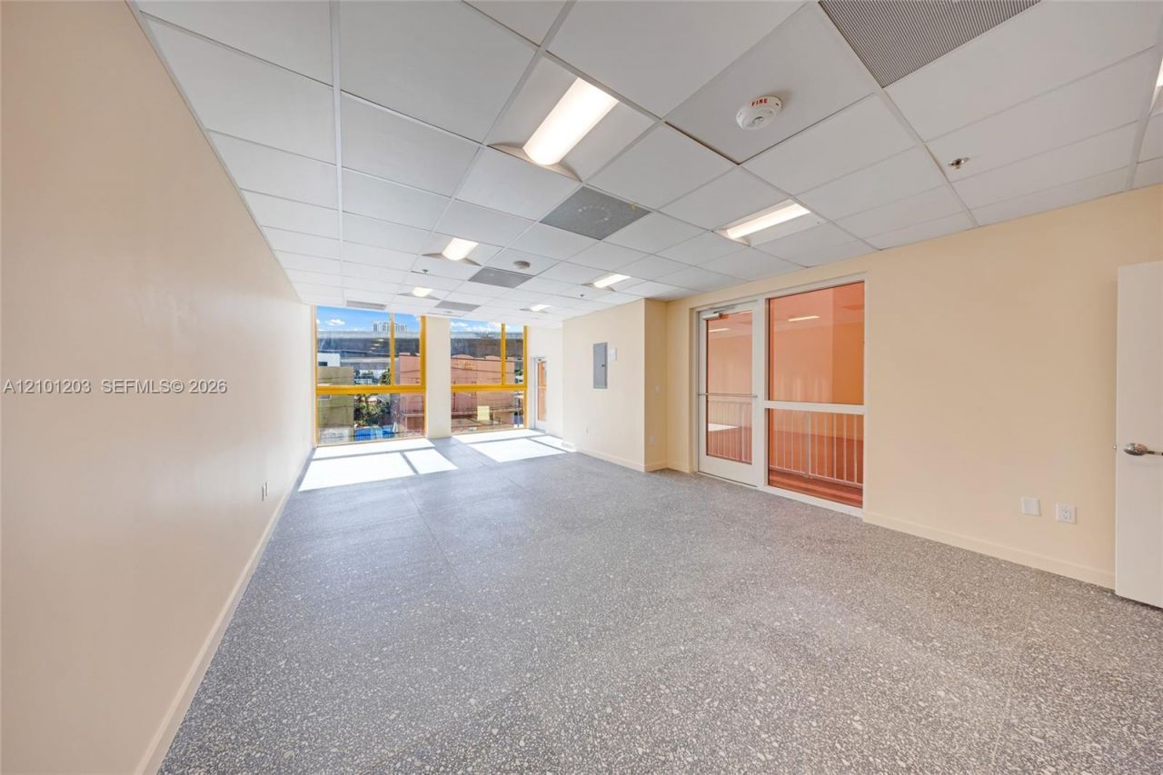 123 NW 14th St , Unit 201, Miami, FL 33136 Photo