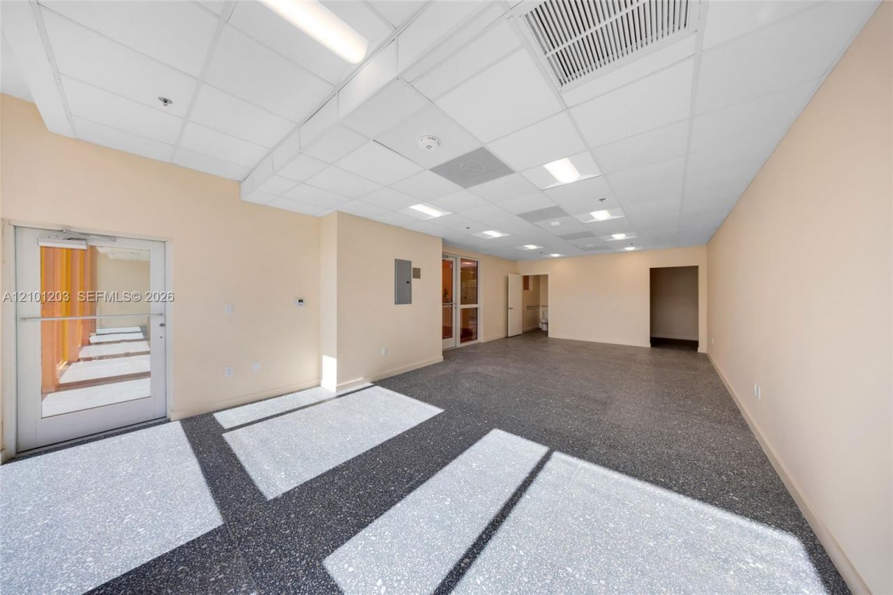 123 NW 14th St , Unit 201, Miami, FL 33136 Photo