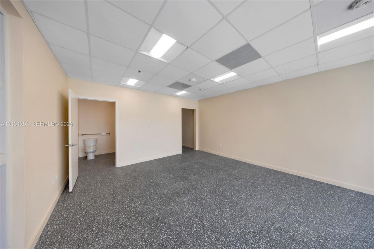 123 NW 14th St , Unit 201, Miami, FL 33136 Photo