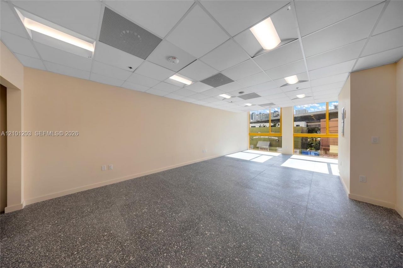 123 NW 14th St , Unit 201, Miami, FL 33136 Photo