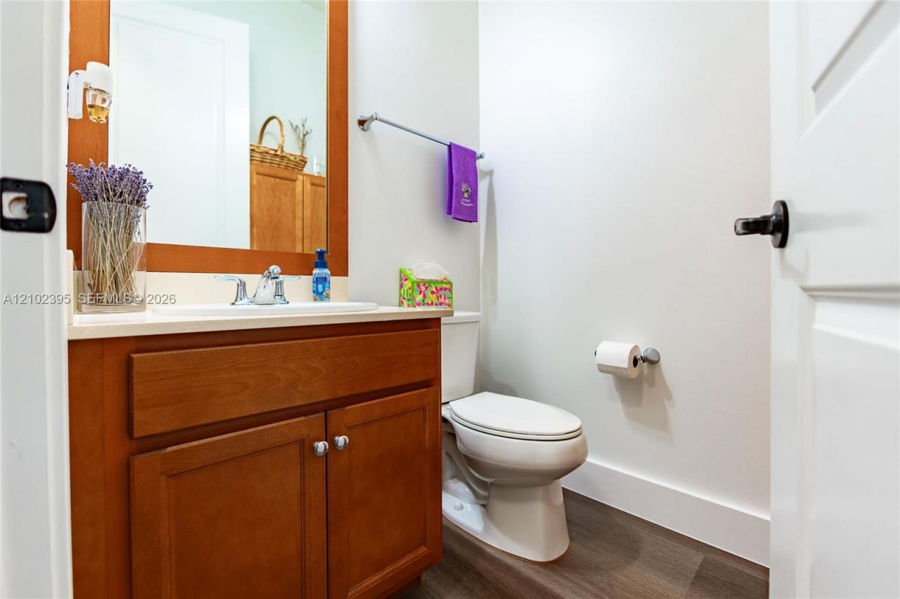 3302 W 97th Ter , Hialeah, FL 33018 Photo