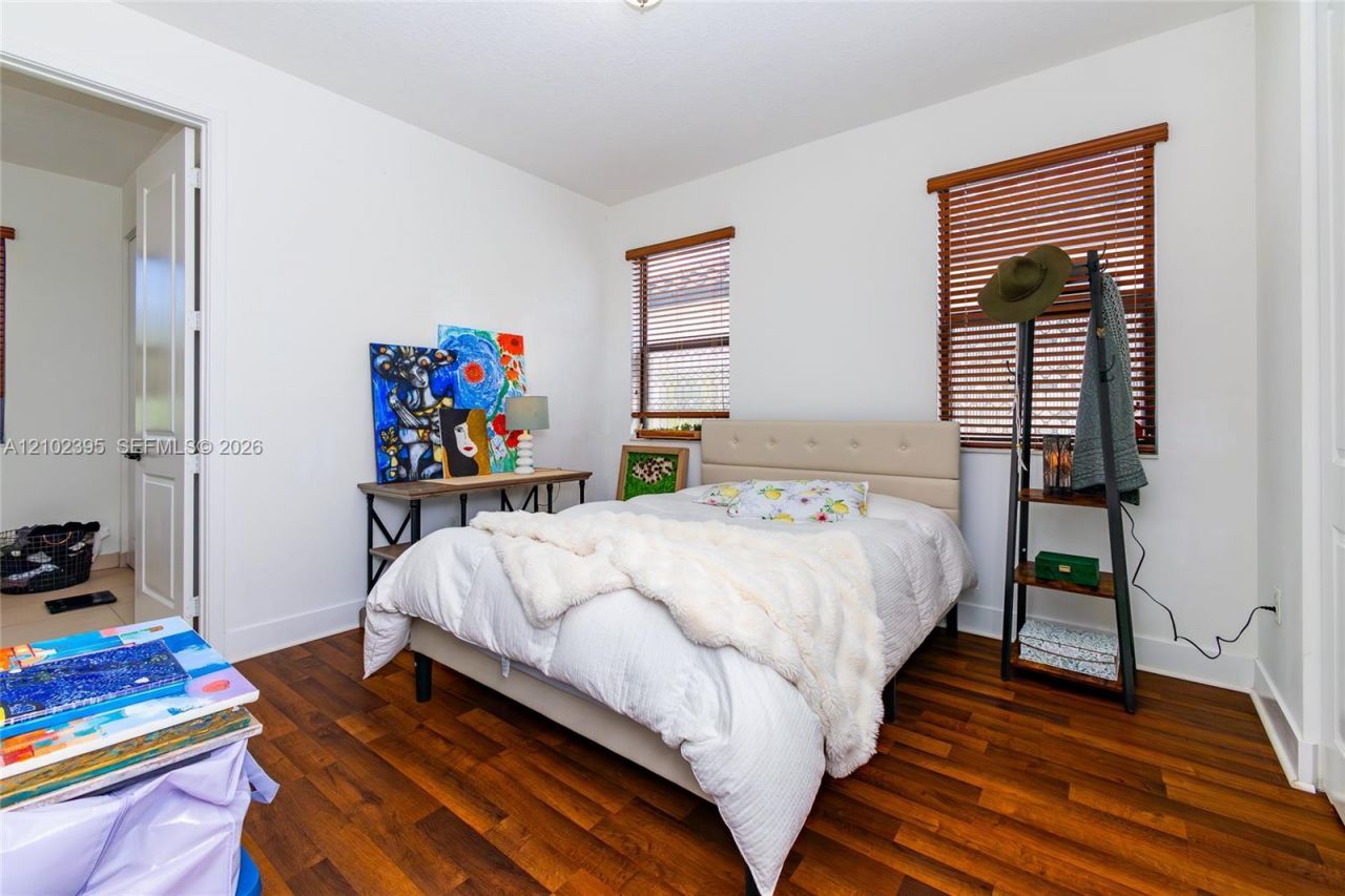 3302 W 97th Ter , Hialeah, FL 33018 Photo