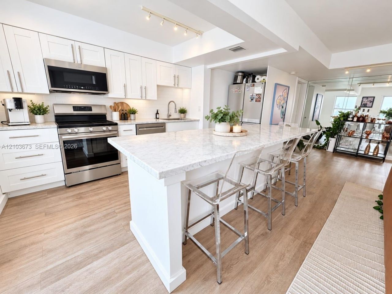 1300 Alton Rd , Unit 10B, Miami Beach, FL 33139 Photo