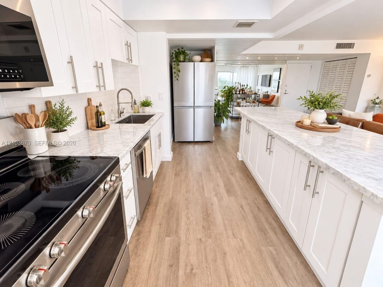 1300 Alton Rd , Unit 10B, Miami Beach, FL 33139 Photo
