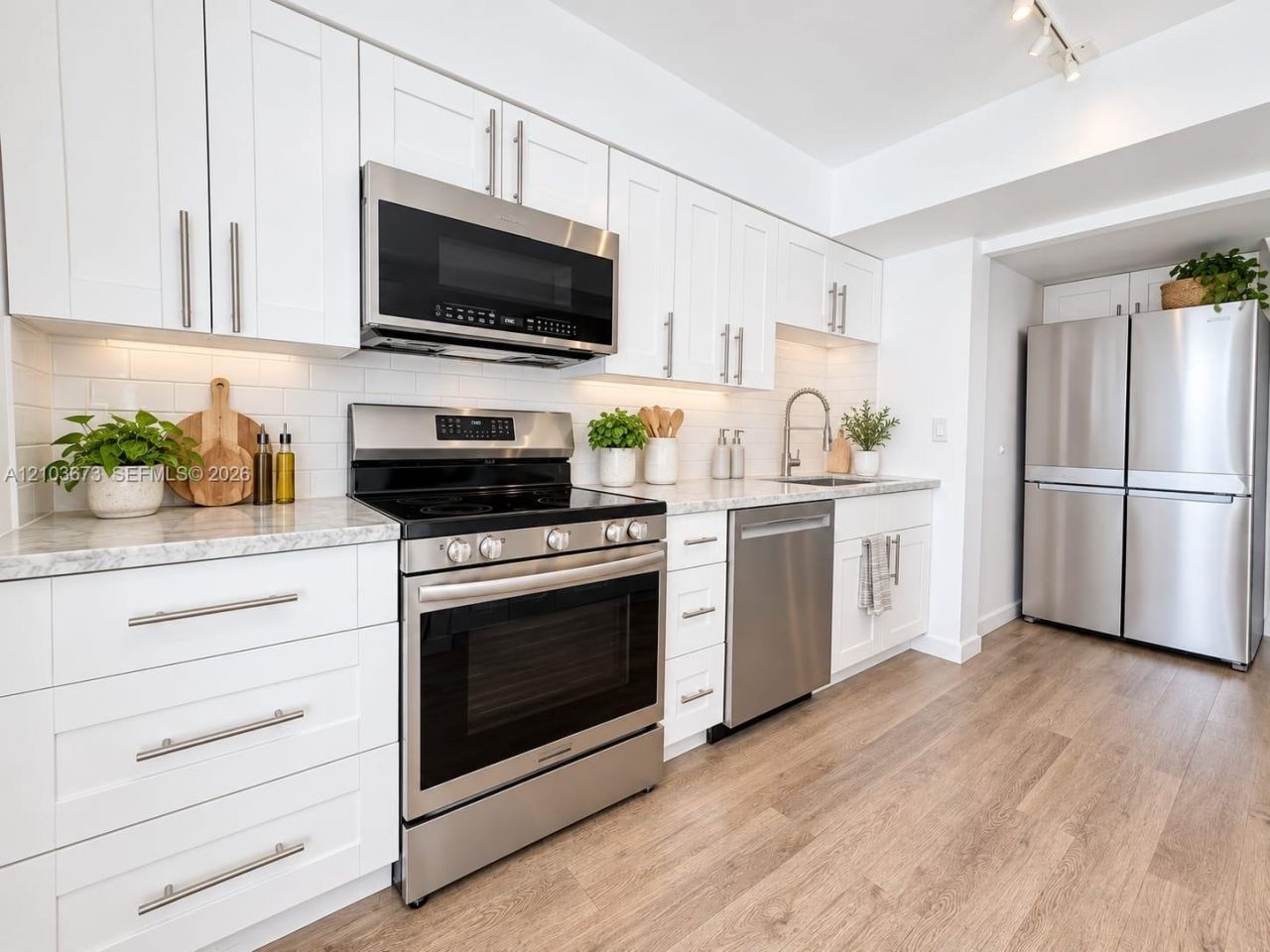 1300 Alton Rd , Unit 10B, Miami Beach, FL 33139 Photo