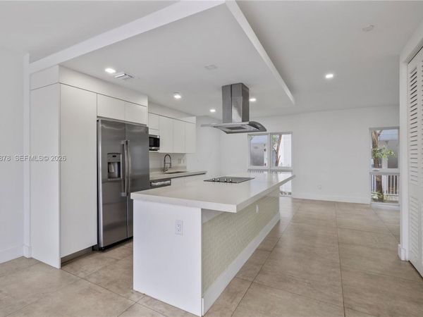 434 SW 10th St , Unit b, Miami, FL 33130