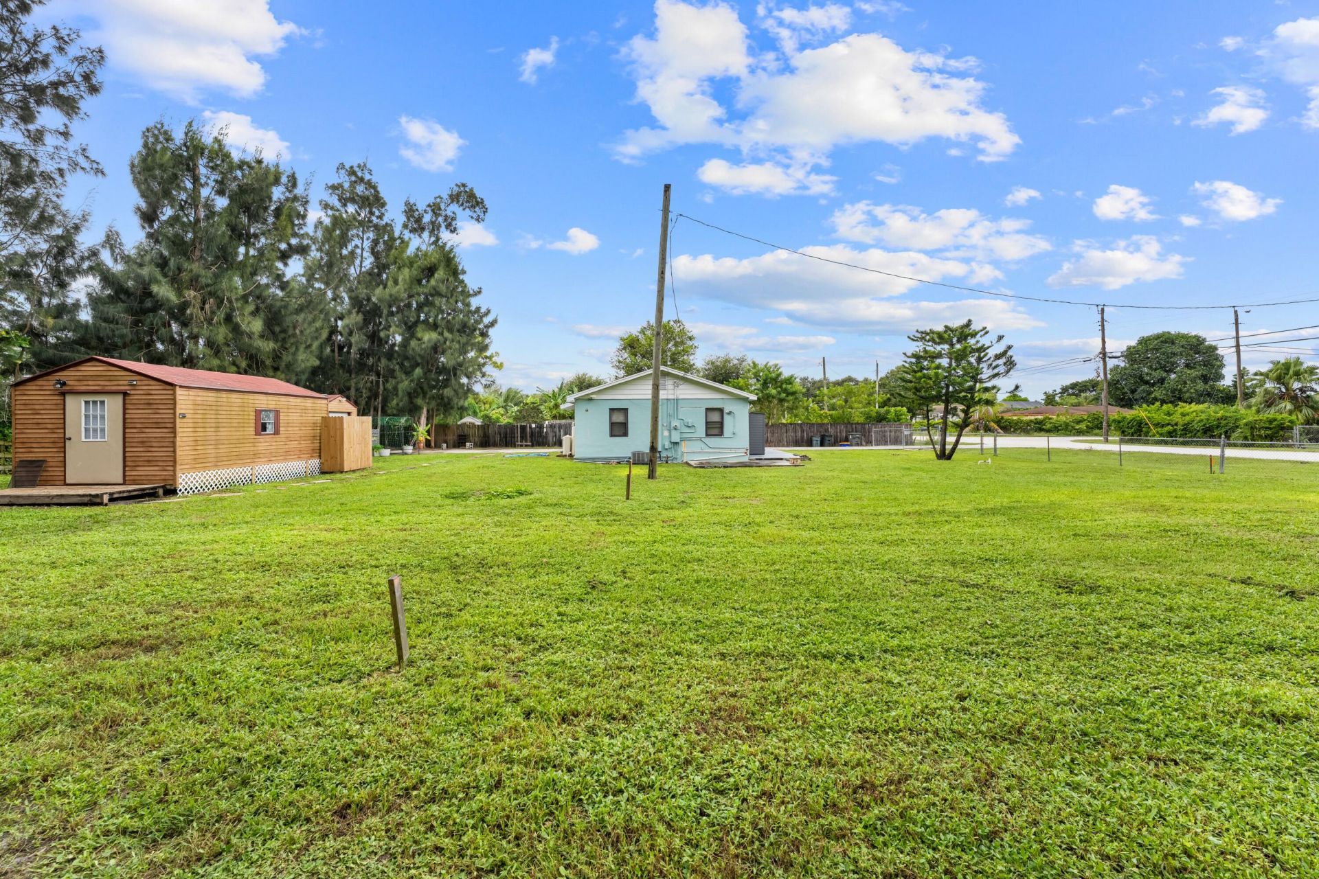6368 Bishoff Road, West Palm Beach, FL 33413 Photo