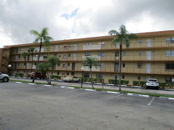 9273 SW 8TH Street, Unit 312, Boca Raton, FL 33428