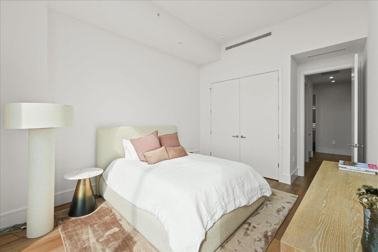 220 Lake Shore Drive, Unit 2406, West Palm Beach, FL 33403 Photo