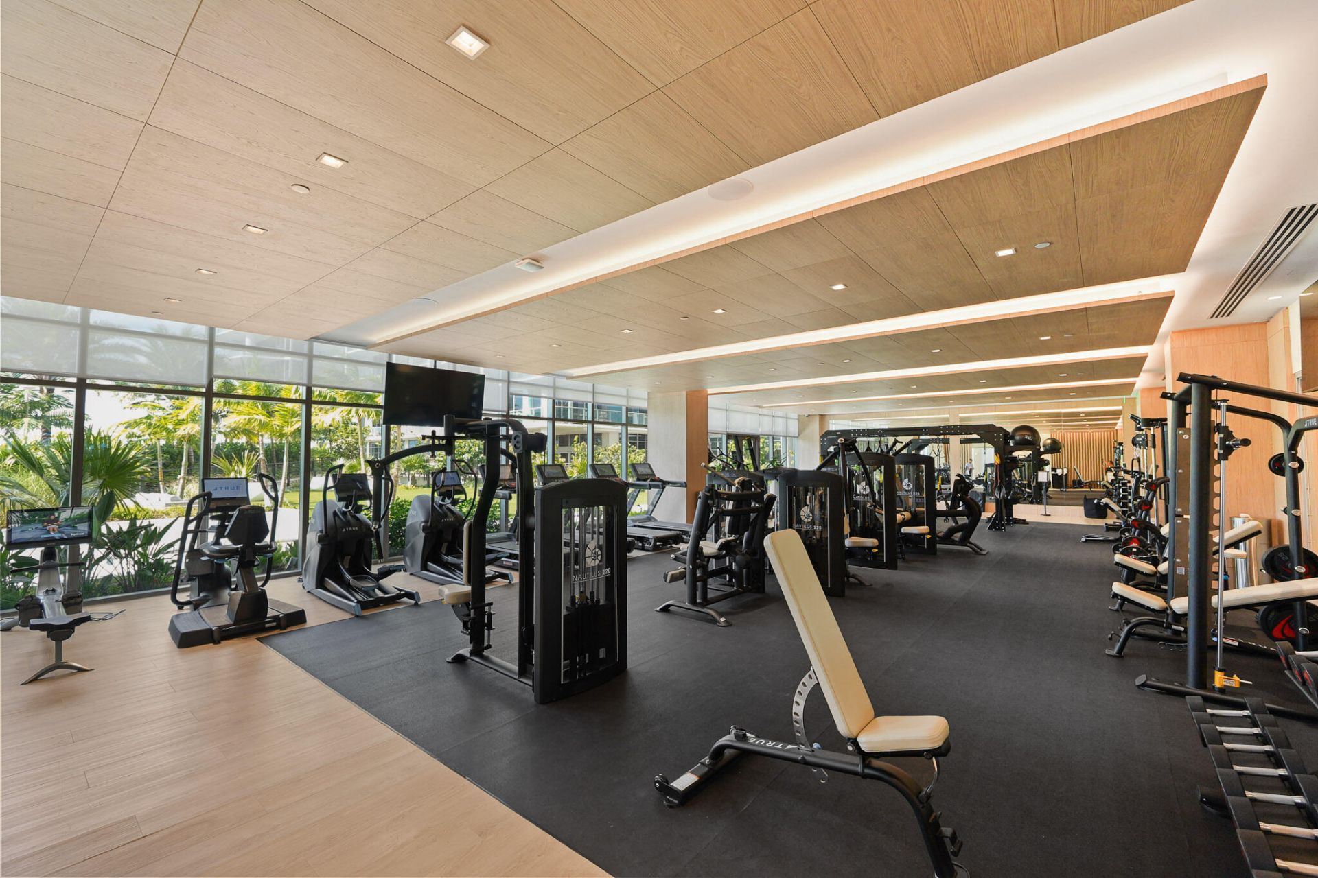 220 Lake Shore Drive, Unit 2406, West Palm Beach, FL 33403 Photo