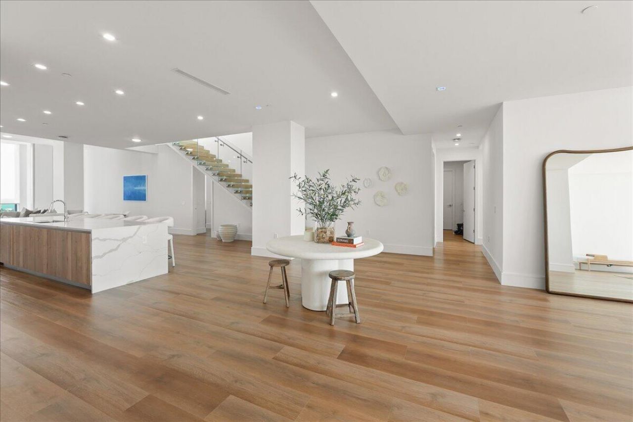 220 Lake Shore Drive, Unit 2406, West Palm Beach, FL 33403 Photo