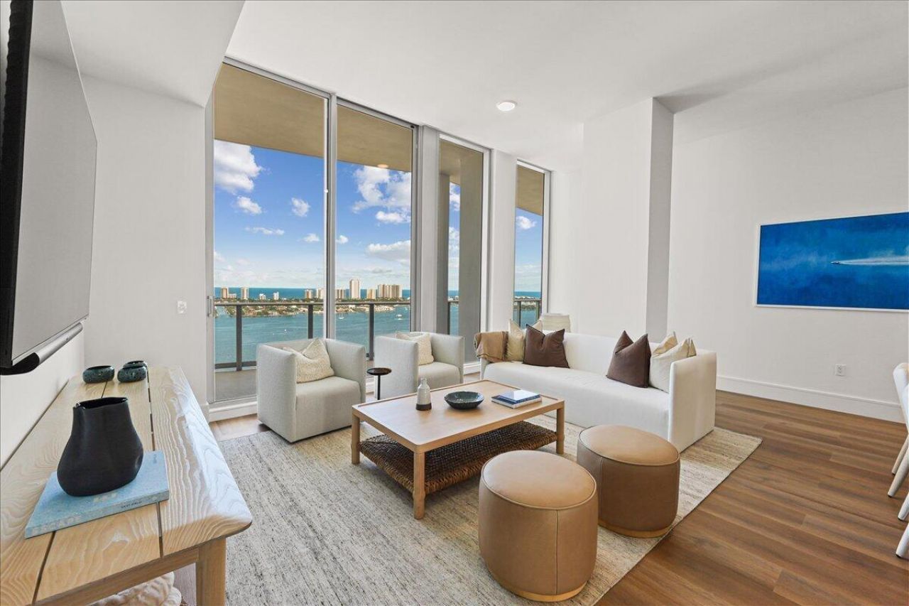 220 Lake Shore Drive, Unit 2406, West Palm Beach, FL 33403 Photo