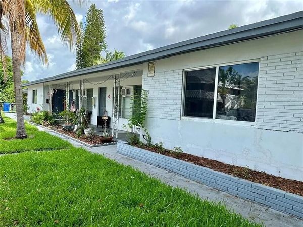 1721 NE 9TH Street, Unit 1-5, Fort Lauderdale, FL 33304