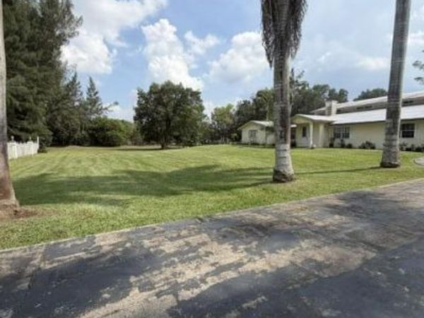 18900 SW 59th Street, Southwest Ranches, FL 33332