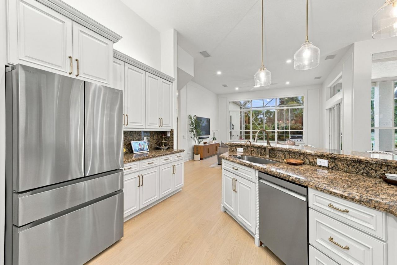 17104 Gulf Pine Circle, Wellington, FL 33414 Photo