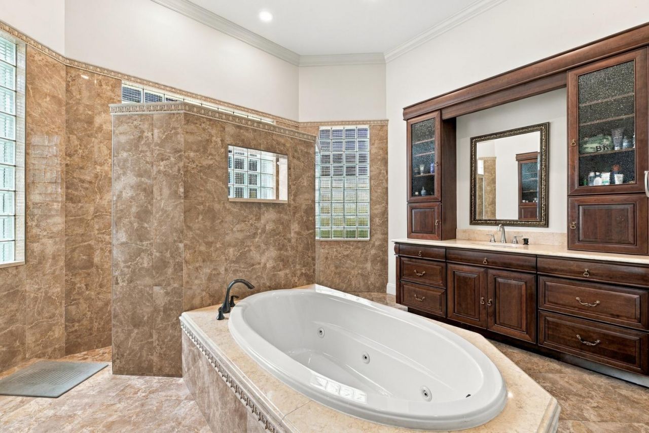 17104 Gulf Pine Circle, Wellington, FL 33414 Photo