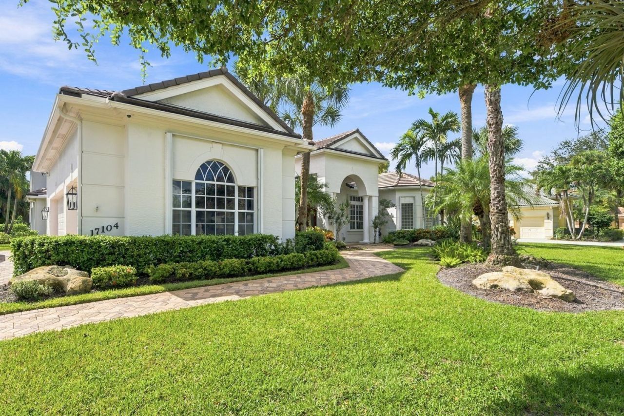 17104 Gulf Pine Circle, Wellington, FL 33414 Photo
